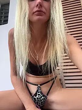 Naked Lady_Liaa wants you to fuck their body now Lady_Liaa from StripChat