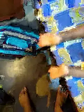 LarkingNewel from StripChat