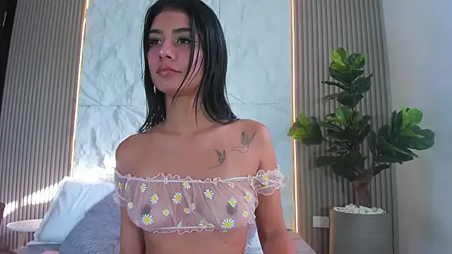 Group LaurenRodriiguez on StripChat