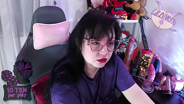 LiloMoon69 from StripChat