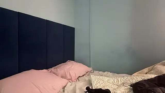 LinaWills from StripChat