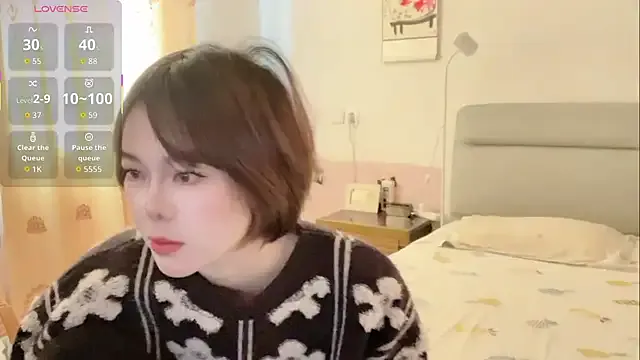 Linda-LL from StripChat