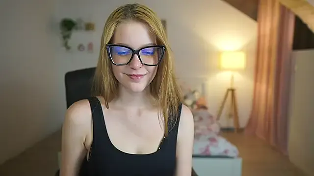 lisa_mccoy_ from StripChat