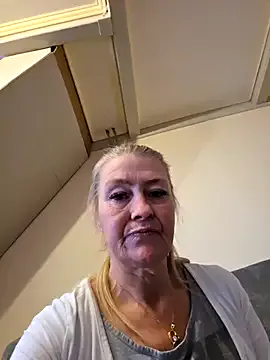 lisalustjouw from StripChat