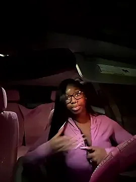 londonsfantasy from StripChat