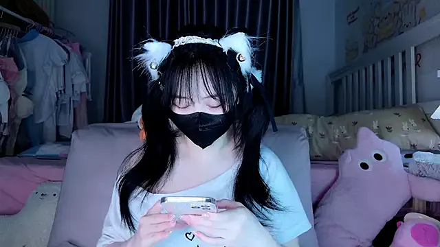 love-uiui from StripChat