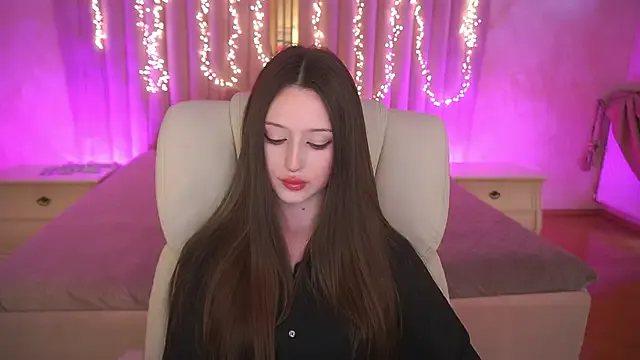 LovelyAngelyy from StripChat