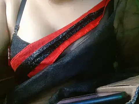 LOVERIAKOL from StripChat