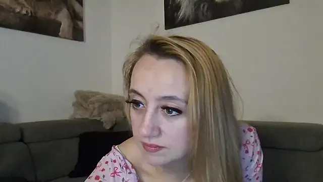 LoveXAddict from StripChat