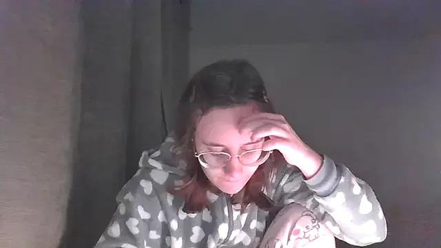 LuckySLove from StripChat