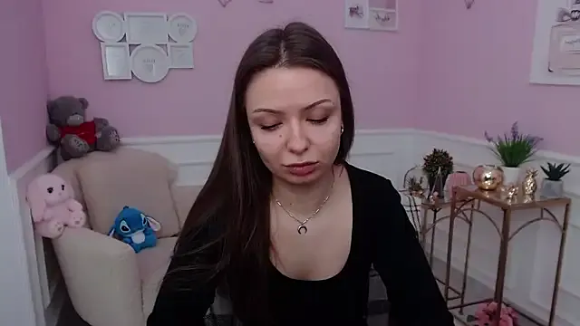 LucySkilar from StripChat