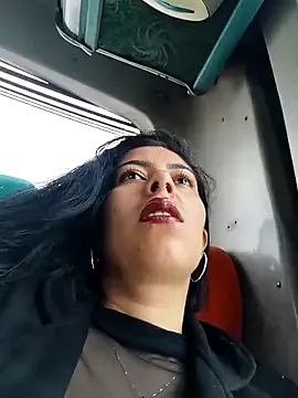 Live whims and kinky ecstasy with StripChat's matured Luianna Luianna from StripChat