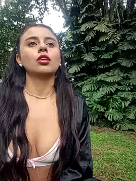 Lunaluxe1001 from StripChat