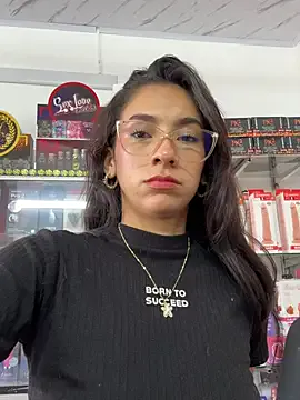 lunaluxury22 from StripChat