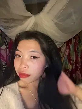 lux-su from StripChat