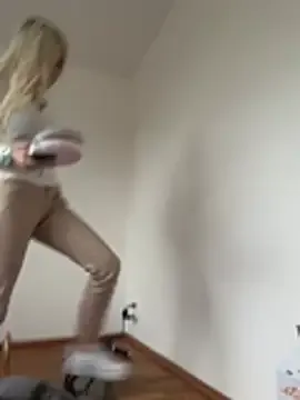 Live desires and nasty joy with StripChat's skilled MacTroy MacTroy from StripChat