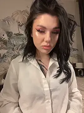 MaeveMoon from StripChat