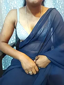 The extraordinary Manu_sexy_ - slutty webcam show model ready to cum manu_sexy_ from StripChat