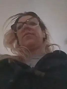 ManuelaX from StripChat