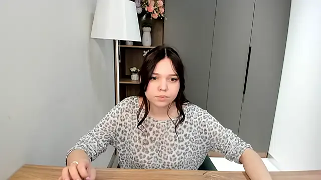 ManyMercuri from StripChat