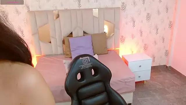 MARIANA_TAY1 from StripChat