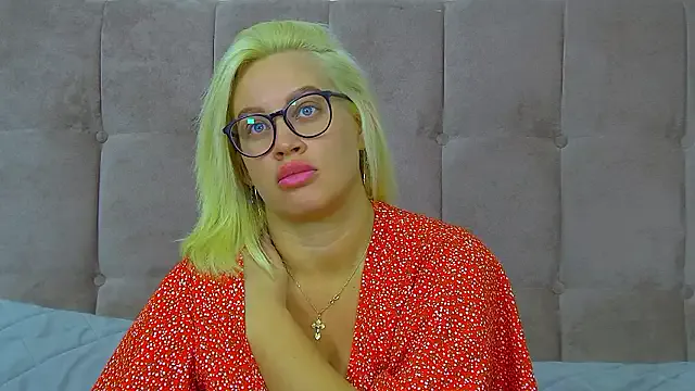 MariaNeumann from StripChat