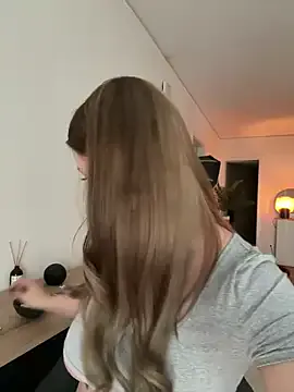 Quench your appetite with the cute StripChat camwhore - MaribelRiver MaribelRiver from StripChat