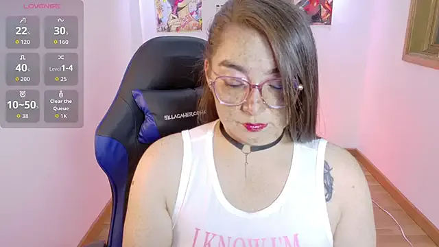 Mariehw_ from StripChat