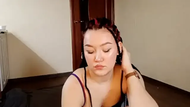 Quench your wackiest whims with StripChat's attractive MarylinAmell MarylinAmell from StripChat