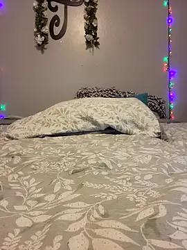 Naked Mattysfunroom wants you to fuck their body now Mattysfunroom from StripChat