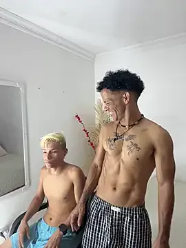 MaxyRyan from StripChat