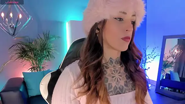 Megan_inked from StripChat