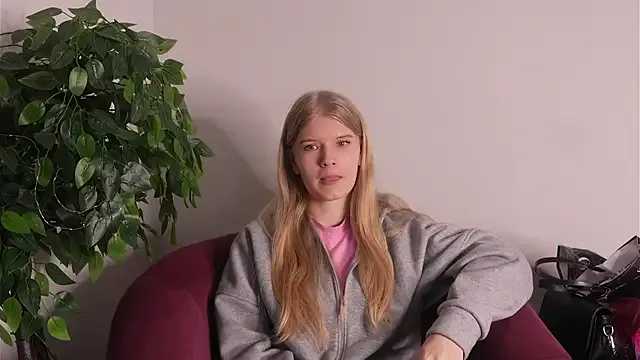 MelanyRuch from StripChat