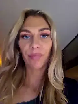 Melody1600 from StripChat