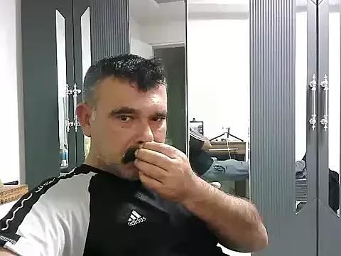 meroglu45 from StripChat