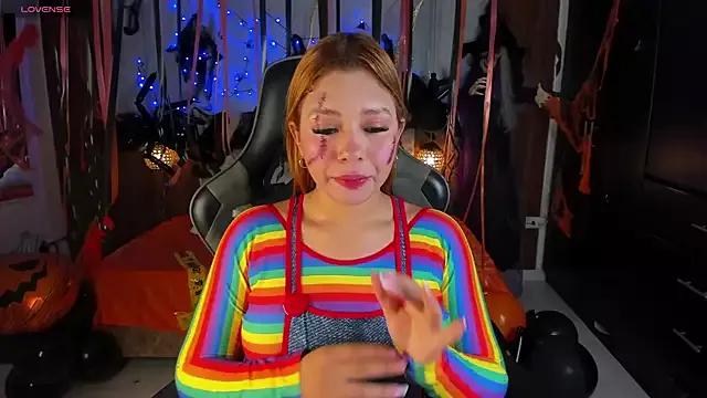 Join naked model Mia_18v mia_18v from StripChat