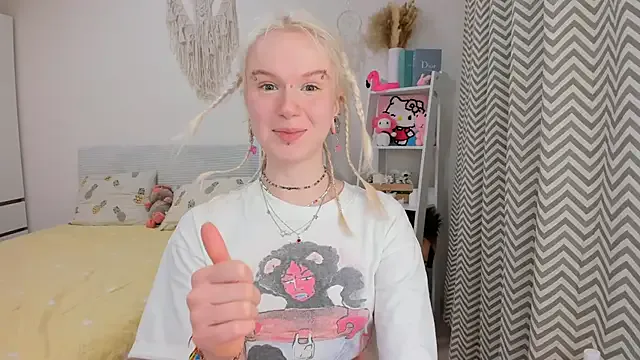 Mia_WaterFall from StripChat