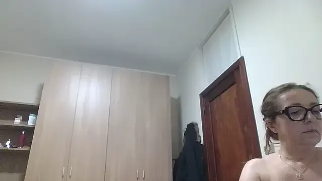 Miasexmilf from StripChat