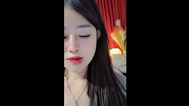 MiCandy-Lovee from StripChat