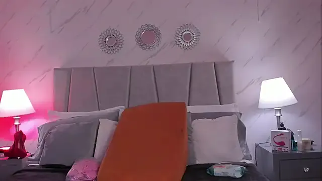 Michell_Monet from StripChat