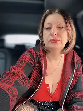 Milena-MilfaXXX from StripChat