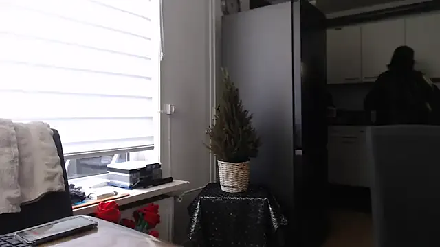 MilfGina from StripChat