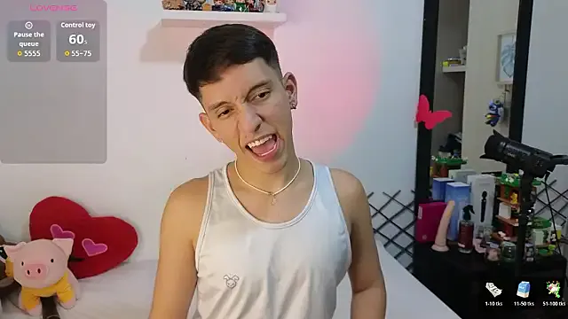 milky__boy_ from StripChat