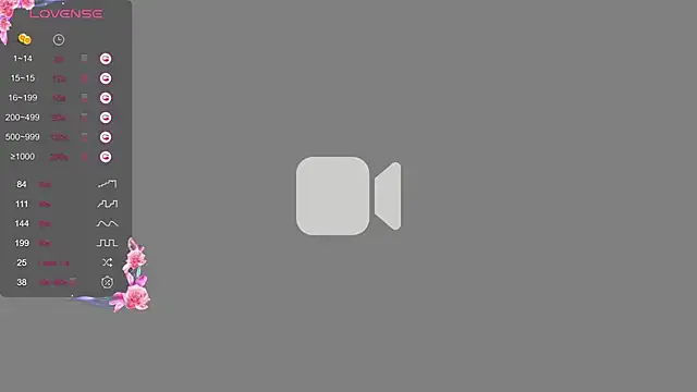 MiraJuicyJune from StripChat