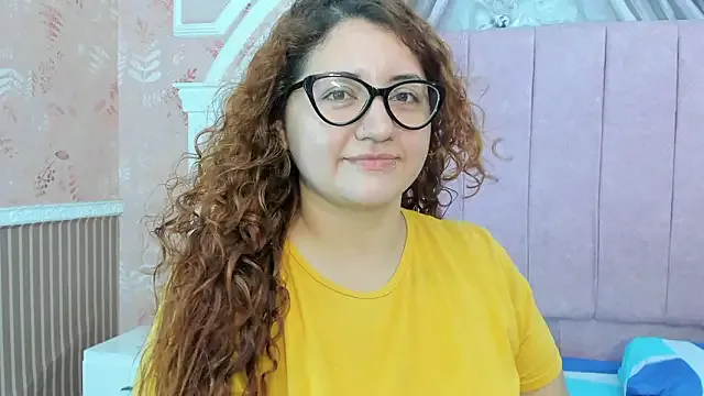 mishell_lovely from StripChat