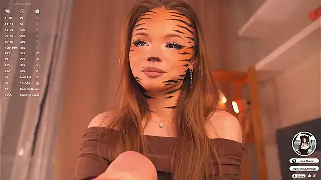 Masturbate to cute performer Miss_miracle Miss_miracle from StripChat