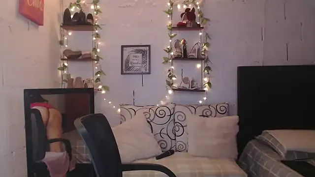 missrosario_stepmoan from StripChat