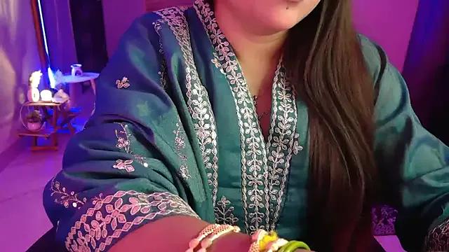 Watch Mitikaa, she wants to masturbate for you Mitikaa from StripChat