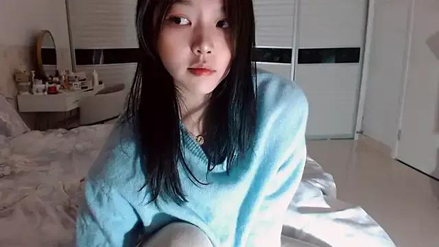 Miu1_girl from StripChat
