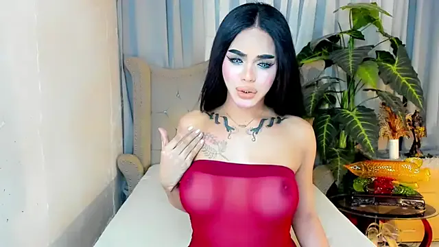 MochaliciousTransOnTop from StripChat